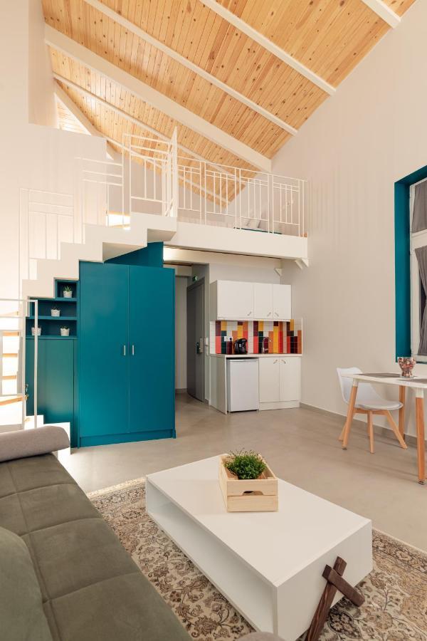 Ether Loft Suites Aten Exteriör bild